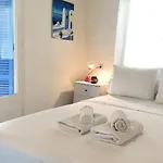 Sunday 2br Welcome Private House In Halkidiki- Close To Karydi 度假居