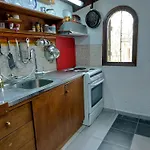Sunday 2br Welcome Private House In Halkidiki- Close To Karydi *