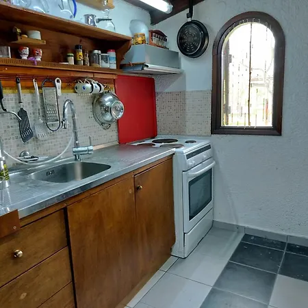 Sunday 2br Welcome Private House In Chalkidiki - Close To Karydi *